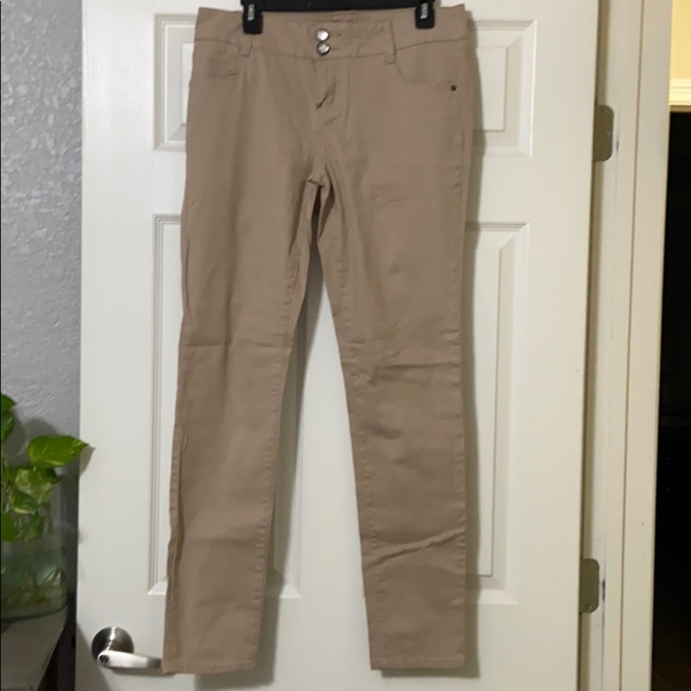 Khaki jeans